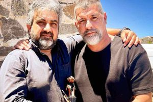 Δύο Μαύρα Πουκάμισα: Η βεντέτα που θα αιματοκυλήσει τη Κρήτη και τα αθώα θύματα στα πρώτα επεισόδια