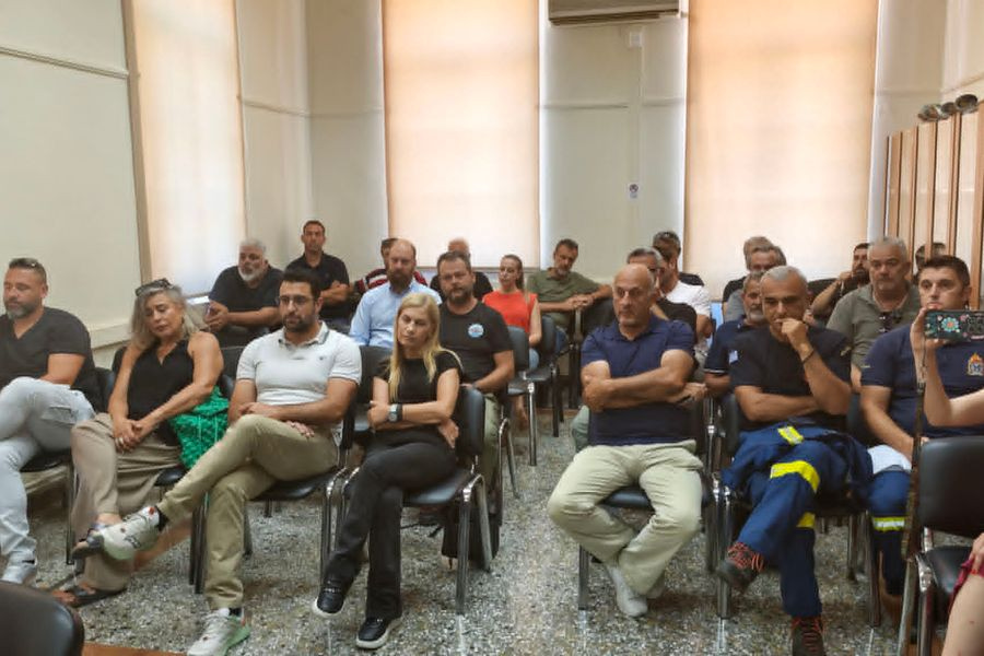 “Μπαλάκι” οι ευθύνες για το  “άνοιξε – κλείσε” του φαραγγιού της Σαμαριάς