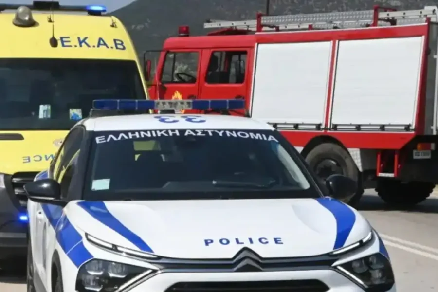 Τροχαίο στη Βιάννο με εγκλωβισμό δύο ατόμων