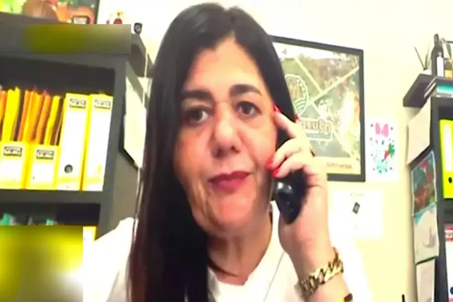 «Δεν γνώριζα ότι ο ξάδερφός μου θα βγάλει τη σημαία» λέει η γυναίκα που φυλακίστηκε στην Κωνσταντινούπολη για το περιστατικό στην Αγιά Σοφιά
