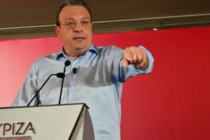 ΣΥΡΙΖΑ: Εγκρίθηκε με μεγάλη πλειοψηφία η πρόταση Φάμελλου για συμπόρευση με το κόμμα Τσίπρα