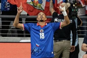 Η FIFA ανάγκασε την Αϊτή να αλλάξει φανέλα λόγω… πολιτικής
