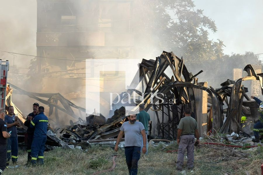 Φωτιά στο Ηράκλειο: Στάχτη και αποκαΐδια έγινε η αποθήκη στον Άη Γιάννη τον Χωστό – Δείτε βίντεο με την καταστροφή (vid, pics)