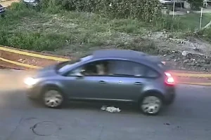 Γαστούνη: Ταυτοποιήθηκε η οδηγός που πάτησε και σκότωσε τον σκύλο – Η 60χρονη έπεσε σε αντιφάσεις