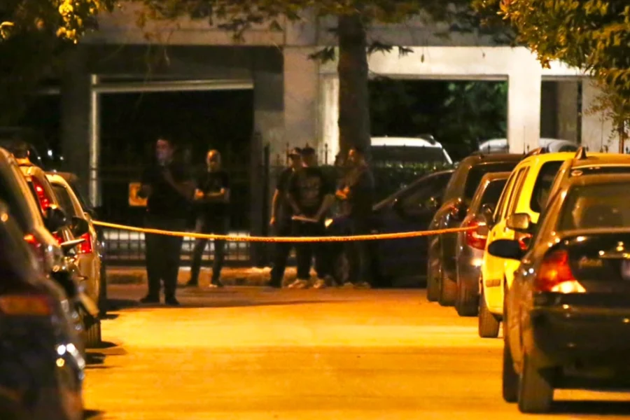 Σοκ στην Καλλιθέα: Ένας νεκρός έπειτα από συμπλοκή 10 ατόμων