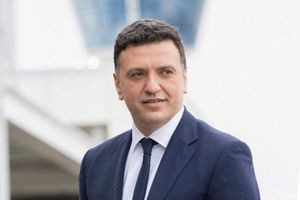 Βασίλης Κικίλιας: «Έχουμε έναν πραγματικό αντίπαλο: τα προβλήματα της ελληνικής κοινωνίας»