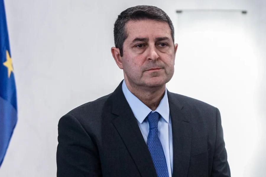Πήρε εξιτήριο ο Γιώργος Μυλωνάκης από το κέντρο αποκατάστασης και επέστρεψε σπίτι του
