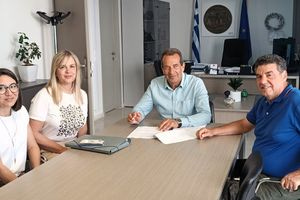 Υπογράφηκε η σύμβαση για τη ναυαγοσωστική κάλυψη των παραλιών του Δήμου Χερσονήσου για το 2026»