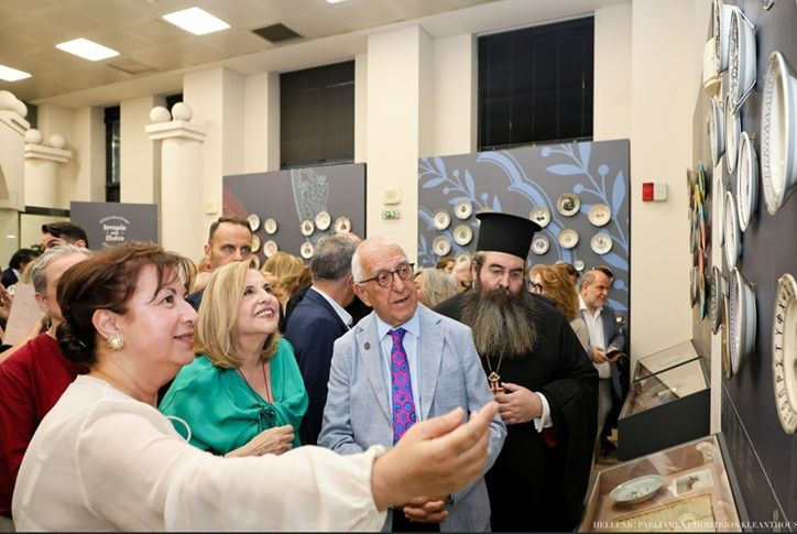 Ο Πρόεδρος της Βουλής στα εγκαίνια της Έκθεσης «Ιστορία στο πιάτο – Συλλογή Λόλας Νταϊφά»