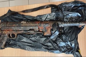 Καβάλα: Πολίτης βρήκε όπλο στον βυθό της θαλάσσιας περιοχής κοντά στην «Ιχθυόσκαλα»