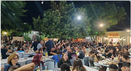 Με μεγάλη επιτυχία πραγματοποιήθηκε το καλοκαιρινό γλέντι στον Πατσίδερο