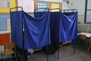 Δημοσκόπηση Interview: “Τσιμπάνε” ΝΔ και Τσίπρας, πέφτει η Καρυστιανού, στάσιμος ο Ανδρουλάκης – Τι λένε για Σαμαρά