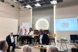 80 χρόνια «ΠΑΤΡΙΣ»: Ένα όνομα βαρύ σαν ιστορία – Εκδήλωση απόδοσης τιμής στους συνεργάτες, φορείς και αρθρογράφους (vid, pics)