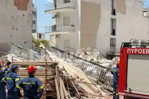 Συναγερμός στα Πετράλωνα: Κατέρρευσε πολυκατοικία – Αναφορές για εγκλωβισμένους