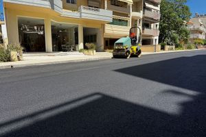 Ολοκληρώθηκαν οι εργασίες ασφαλτόστρωσης στην οδό Πινδάρου