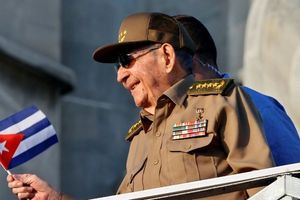 Κούβα: Ο Ραούλ Κάστρο, καταζητούμενος από τις ΗΠΑ, γιορτάζει τα 95α γενέθλιά του