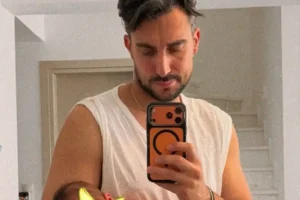 O Σάκης Κατσούλης απαντά σε επίθεση που δέχτηκε στα social επειδή δημοσιεύει εικόνες του γιου του