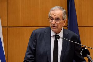 Σαμαράς: “Έχω πάρει τις αποφάσεις μου και θα τις ανακοινώσω όταν και όπου πρέπει” η μόνη αναφορά από το Ηράκλειο για νέο κόμμα – Αιχμές κατά Μητσοτάκη