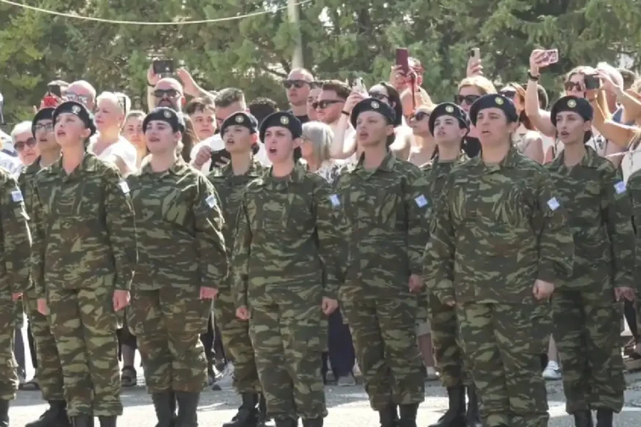 Λαμία: Ιστορική μέρα για τον ελληνικό στρατό – Ορκίστηκαν οι πρώτες γυναίκες εθελόντριες