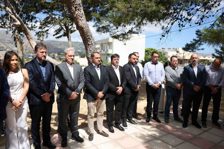 Οι Δήμοι Μαλεβιζίου και Ηρακλείου τίμησαν τη μνήμη των 62 Μαρτύρων