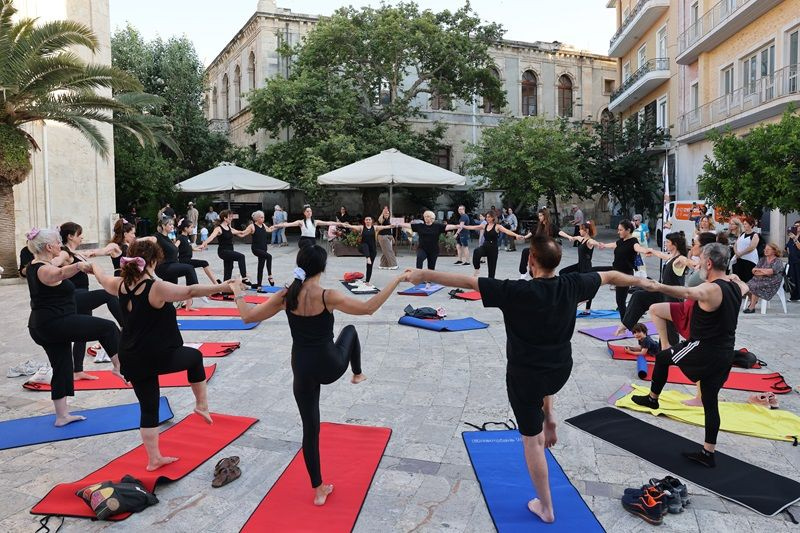 Με μεγάλη επιτυχία συνεχίζει το ταξίδι του το 11ο Φεστιβάλ «Τέχνη Καθ’ Οδόν» του Δήμου Ηρακλείου