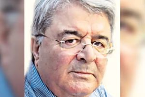 Πέθανε ο δημοσιογράφος Γιάννης Αμανατίδης σε ηλικία 77 ετών