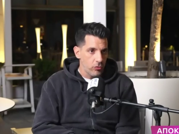 Φέρρης: «Ιδανικά θα ήθελα να είμαι με μια κουκούλα και να τραγουδάω»