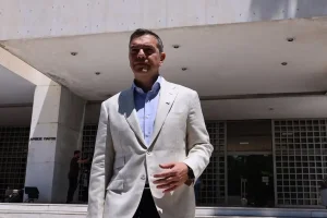 Δημοσκόπηση GPO: Δεύτερη η ΕΛΑΣ του Αλέξη Τσίπρα – Από ποια κόμματα παίρνει τους περισσότερους ψηφοφόρους