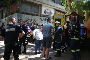 Από ηλεκτρικό πατίνι που εξερράγη ξέσπασε η φωτιά στο ξενοδοχείο στην Ομόνοια, απεγκλωβίστηκαν οι ένοικοι