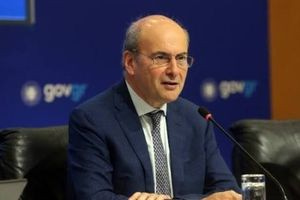 Κ. Χατζηδάκης: Η ΝΔ θα παρουσιάσει ρεαλιστικό πρόγραμμα και όχι προτάσεις που θα κοροϊδεύουν τους πολίτες