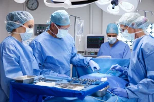 Τίτλοι τέλους στα δωρεάν απογευματινά χειρουργεία: «Θρίαμβος», είπε ο Άδωνις Γεωργιάδης, παρότι δεν έγιναν τα μισά