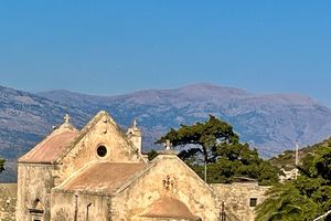 Προσκυνηματική πεζοπορία στην Ιερά Μονή Παναγίας Βρυωμένης