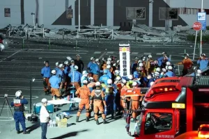 Σεισμός στην Ιαπωνία: ”Πολλοί νεκροί” και αγνοούμενοι από την έκρηξη σε εμπορικό κέντρο