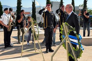 Κωστής Χατζηδάκης από Κύπρο: «Η επανένωση του νησιού είναι η μόνη λύση»