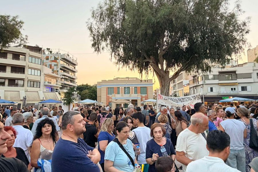 Τελεσίγραφο στον Πλεύρη: “Δεν θα περάσει η δομή μεταναστών” βροντοφώναξαν οι κάτοικοι των Αθανάτων που ετοιμάζουν νομική προσφυγή (pics)