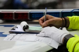 «Μην πυροβολείτε… την Τροχαία»