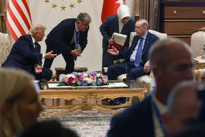 Τραμπ: Πυρά κατά συμμάχων και υποσχέσεις στην Τουρκία