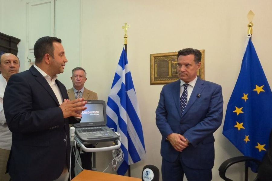 Άδωνις Γεωργιάδης: Το βίντεο από την Κω και η απάντησή του στους εργαζόμενους νοσοκομείου