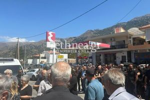 Τραγωδία στο Ρέθυμνο: Σε κλίμα οδύνης η κηδεία του 25χρονου πυροσβέστη