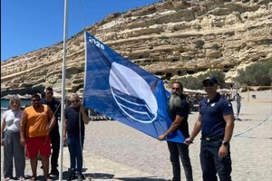 Tρεις «Γαλάζιες Σημαίες» κυματίζουν και φέτος στις ακτές του Δήμου Φαιστού