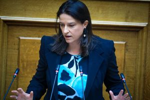 Κεραμέως: Καμία περικοπή στις συντάξεις χηρείας μετά την πάροδο της τριετίας