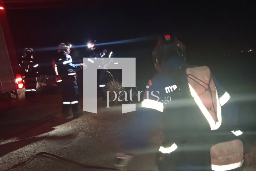 Υπό έλεγχο η φωτιά στο Κυπαρίσσι – Πρόλαβε τα χειρότερα η Πυροσβεστική (pics & vid)