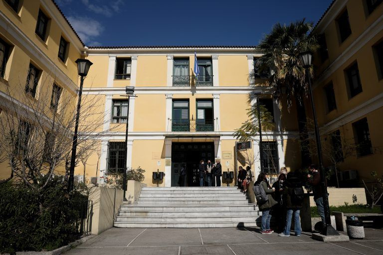 Απολογίες οπαδών για εγκληματική οργάνωση – Μία προφυλάκιση και επτά ελεύθεροι υπό όρους