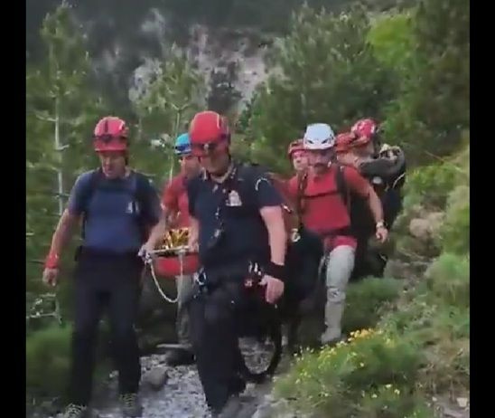 Ολοκληρώθηκε η επιχείρηση διάσωσης 66χρονης περιπατήτριας κοντά στο καταφύγιο «Σπήλιος Αγαπητός», στον Όλυμπο