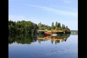 Γαλλία: Δύο Canadair εστάλησαν για την κατάσβεση της πυρκαγιάς στο δάσος του Φοντενεμπλό, κοντά στο Παρίσι