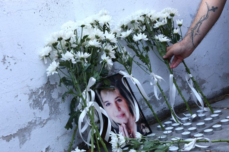 Την Πέμπτη η κηδεία της Βάγιας Νέστορα-Σε κατάσταση σοκ παραμένουν οι ένοικοι της οικοδομής