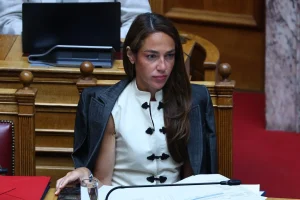 Δόμνα Μιχαηλίδου: Έντονες αντιδράσεις για τις δηλώσεις της περί οικογένειας – «Η επιτομή της woke ατζέντας»