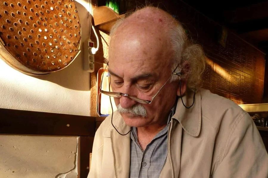 Έφυγε από τη ζωή ο Απόστολος Παυλίδης – Το συγκινητικό αντίο του γιου του