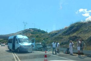 Σοβαρό τροχαίο στην Αγία Βαρβάρα – Σφοδρή σύγκρουση δύο οχημάτων