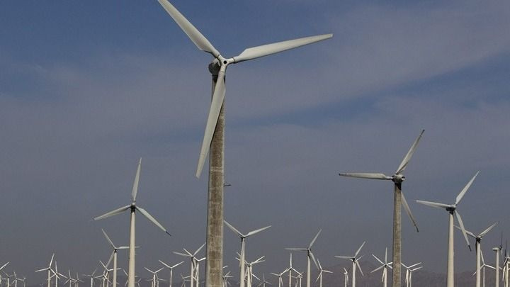 Η Κίνα προωθεί την ανάπτυξη των ανανεώσιμων πηγών ενέργειας στο πλαίσιο του 15ου Πενταετούς Προγράμματος